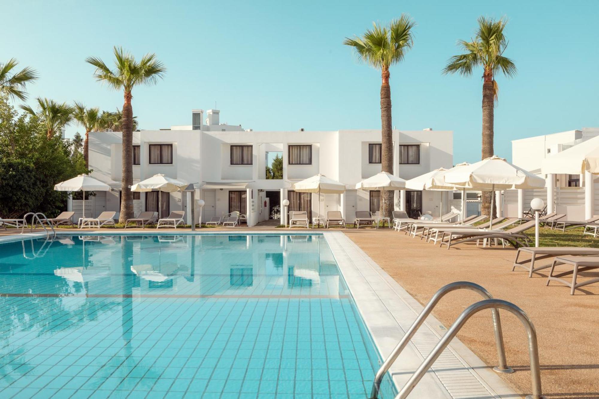 Lantiana Napa Aparthotel Aya Napa Dış mekan fotoğraf