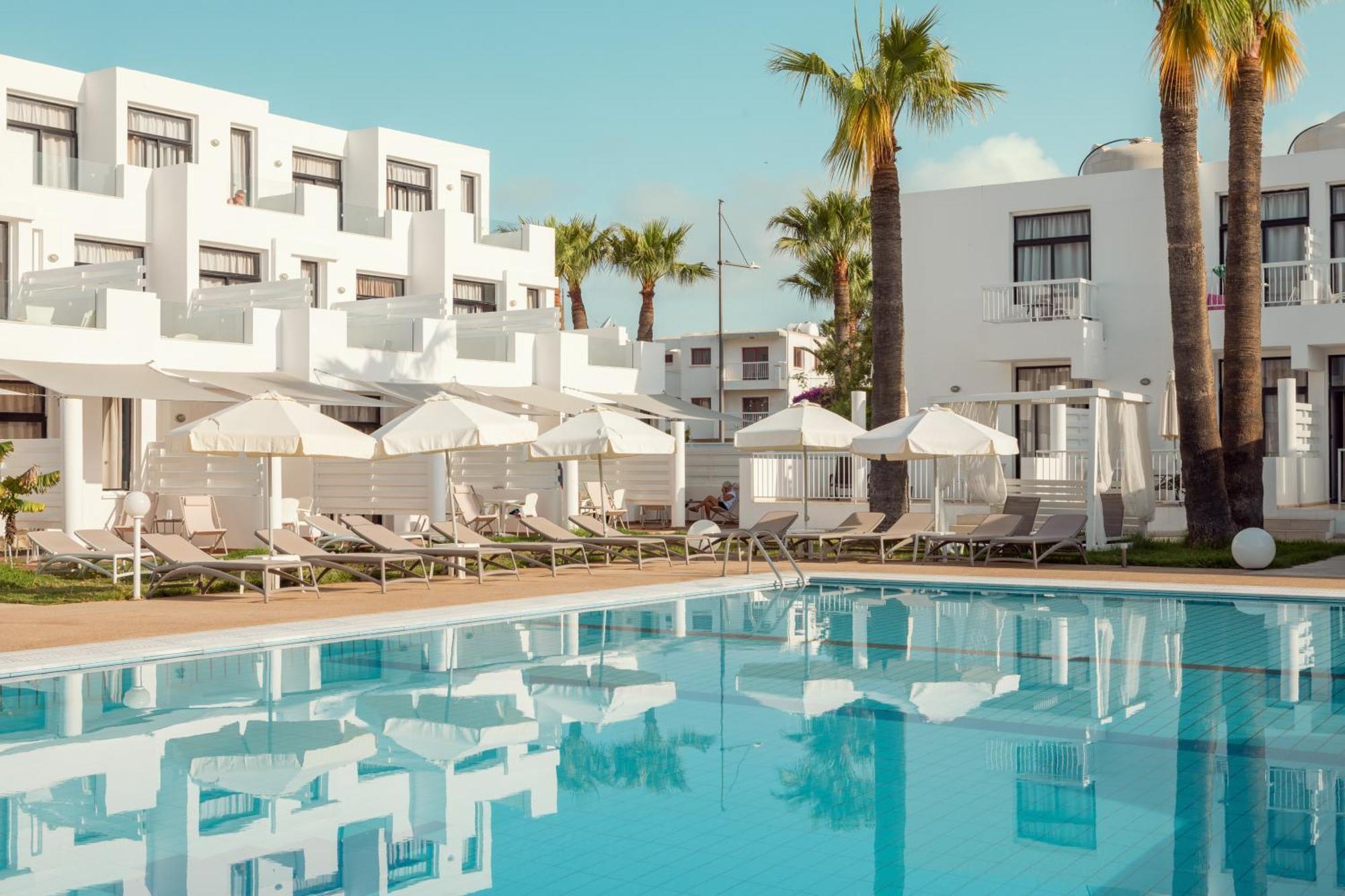Lantiana Napa Aparthotel Aya Napa Dış mekan fotoğraf